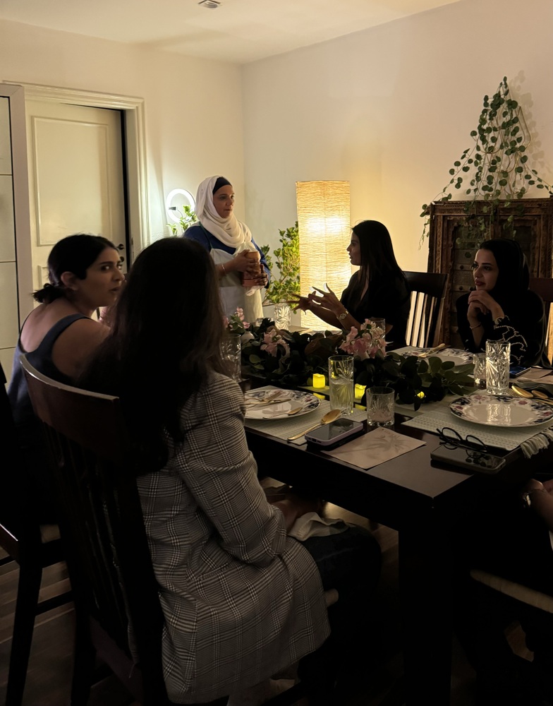 her-table